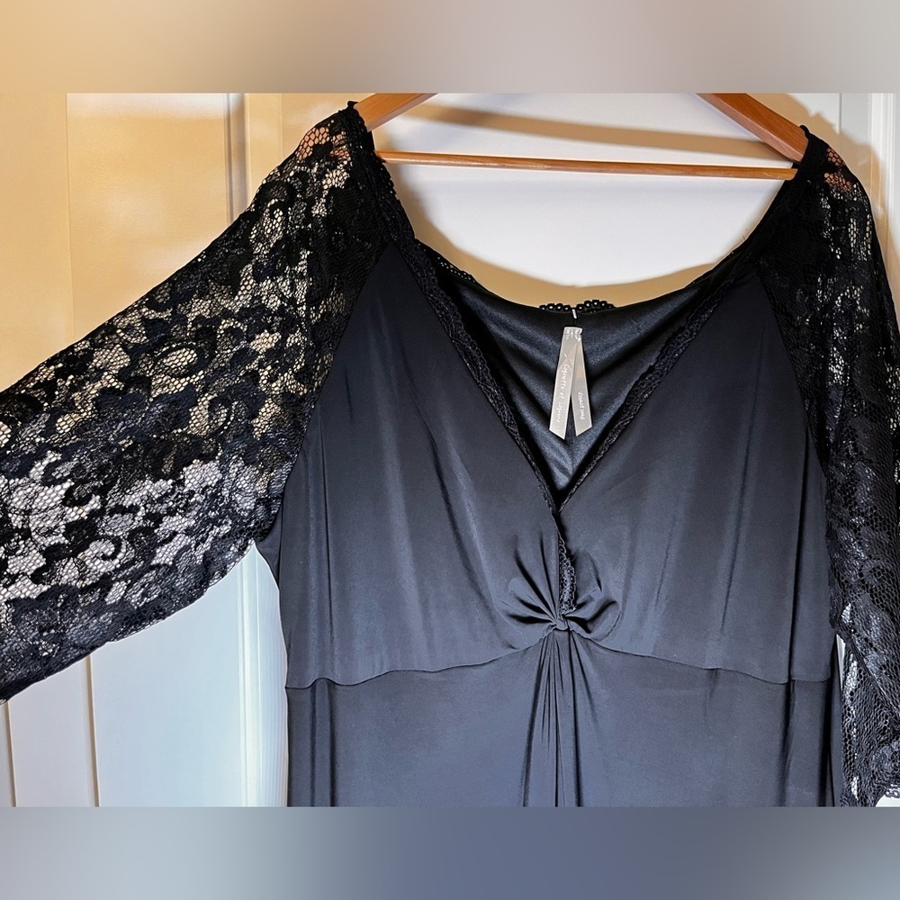 NWT - PENNINGTONS black party dress with lace trim and 3/4 arm, in 2X